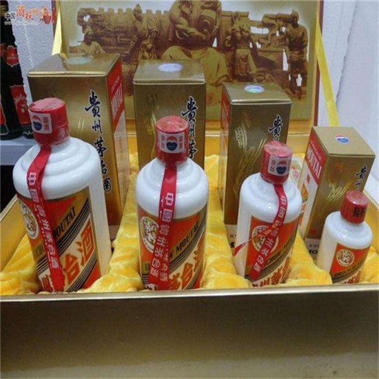 长乐回收整箱茅台多少钱哪里回收(附近上门回收茅台酒）